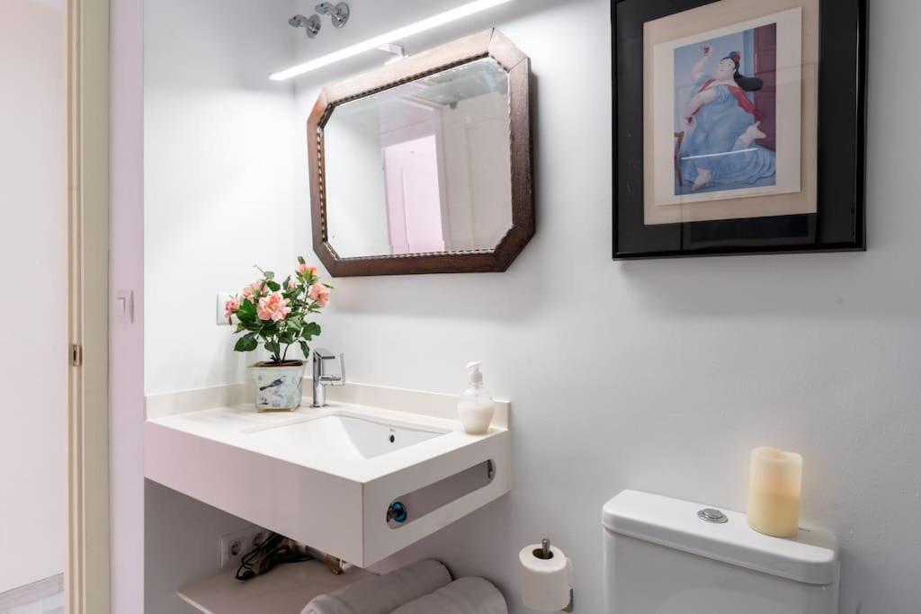 Apartamentos Rg, San Vicente 22 세비야 외부 사진