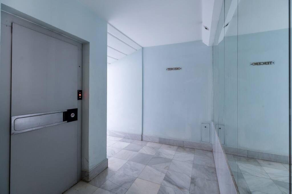 Apartamentos Rg, San Vicente 22 세비야 외부 사진