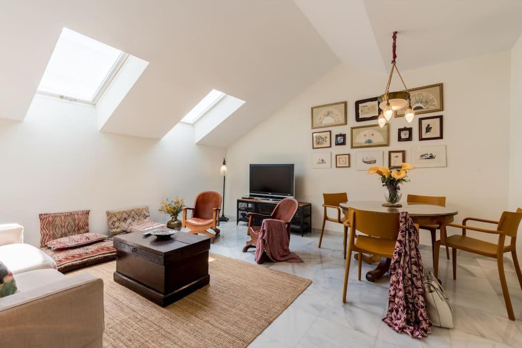 Apartamentos Rg, San Vicente 22 세비야 외부 사진