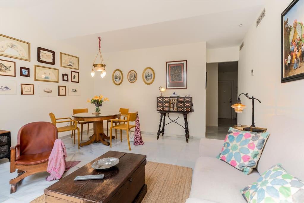 Apartamentos Rg, San Vicente 22 세비야 외부 사진